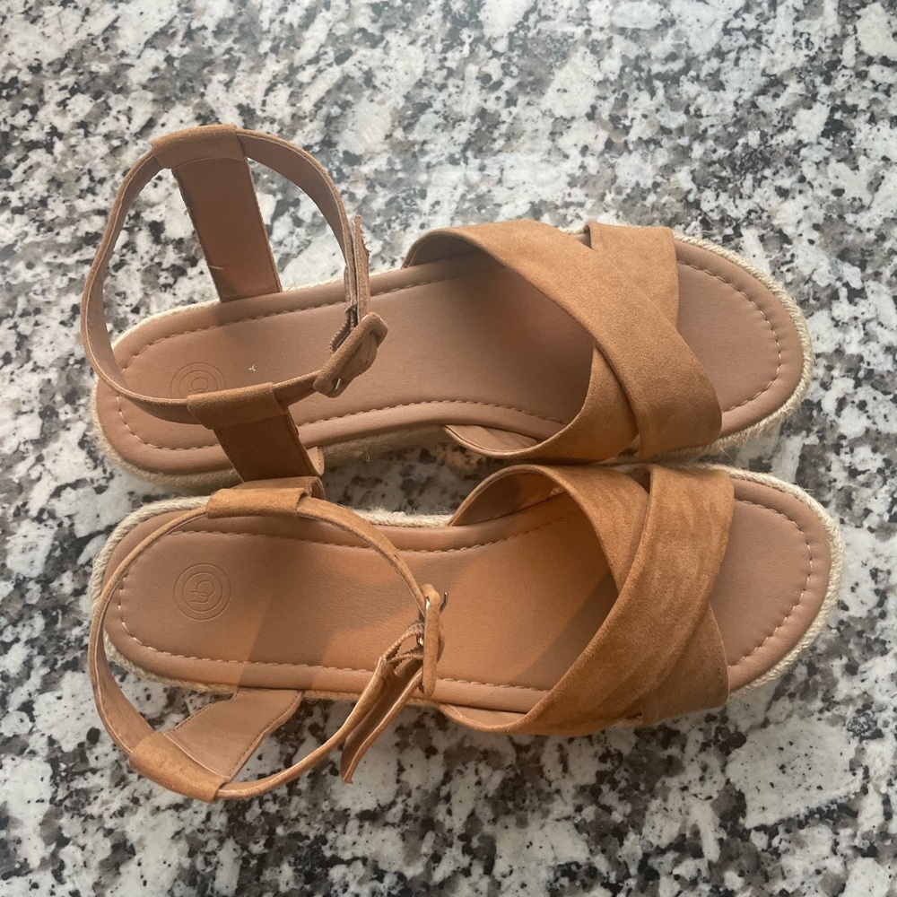 Urban outfitters Women's Tan Suede Espadrille Platform Sandals - Picture 5 of 9